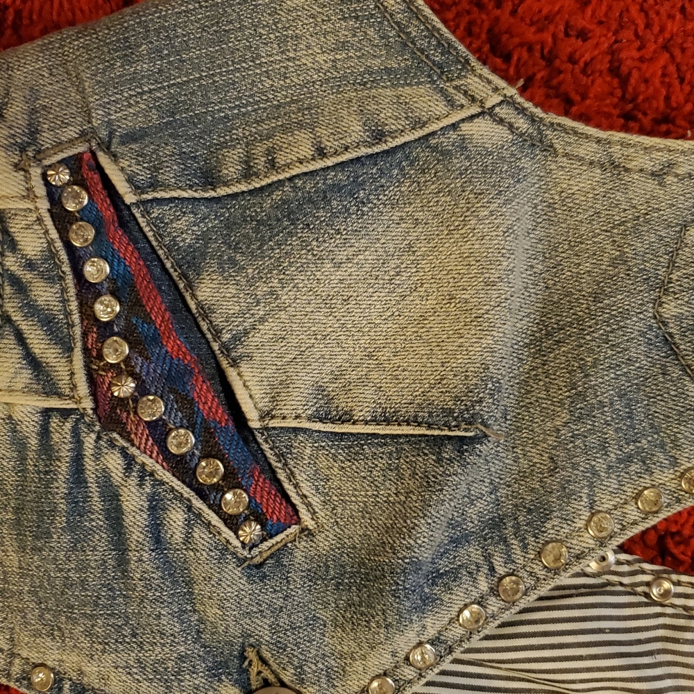 Denim Crop Top - Picture 6 of 6